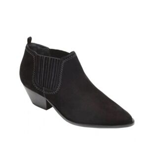 Schultz Jaqueline Black Bootie Size 5 NWOT